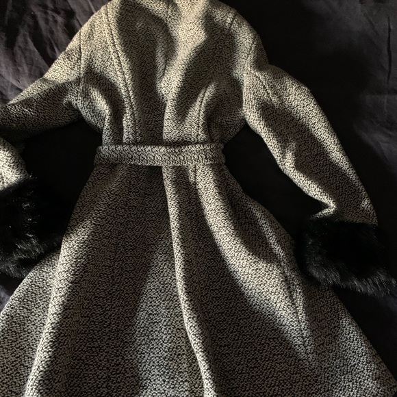 The Coat Daily Day, Fall or  Winter Long Coat Regular Fit. - Picture 6 of 11